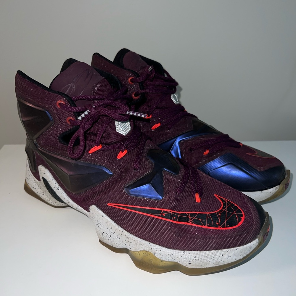 Lebron 13 basketball shoes.